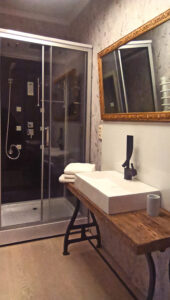 Blick zur Dusche